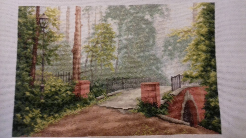 Мост в старом парке
