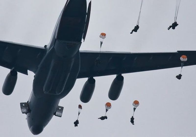 "Ничего, пострадало мало": Войска США побились при десантировании