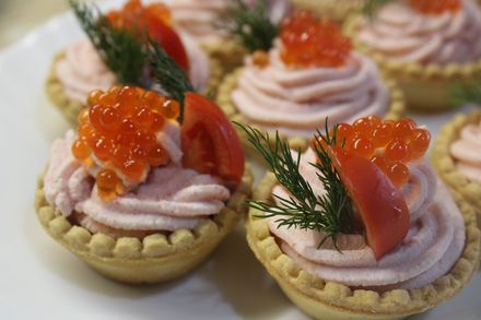 Тарталетки с икрой и творожно-крабовым сыром. Этап: 9