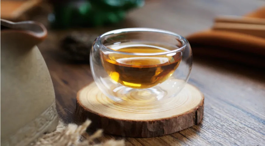 «Аромат чая и вкус чая распространяются широко, широко, укрепляют отношения между людьми». Цзинь Чжан Цзайв, древнекитайский поэт