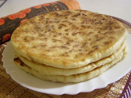 Рецепт хачапури с сыром на сковороде фото
