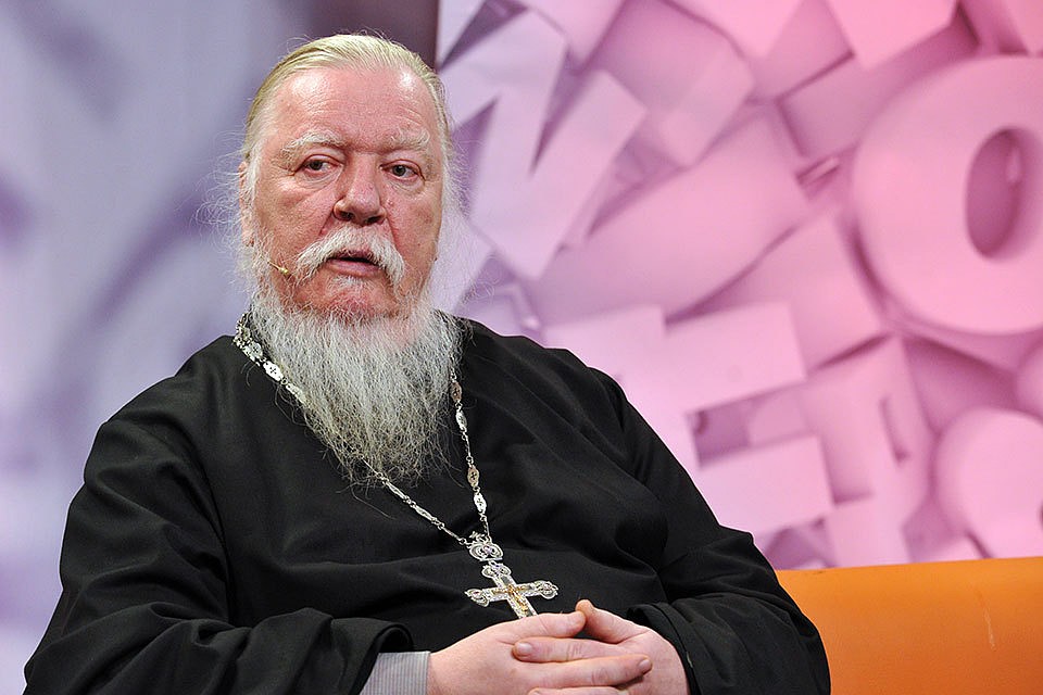 Отец Димитрий Смирнов: Россия вымрет. И нас заменят мигранты. А русские пойдут в дворники, курьеры и таксисты