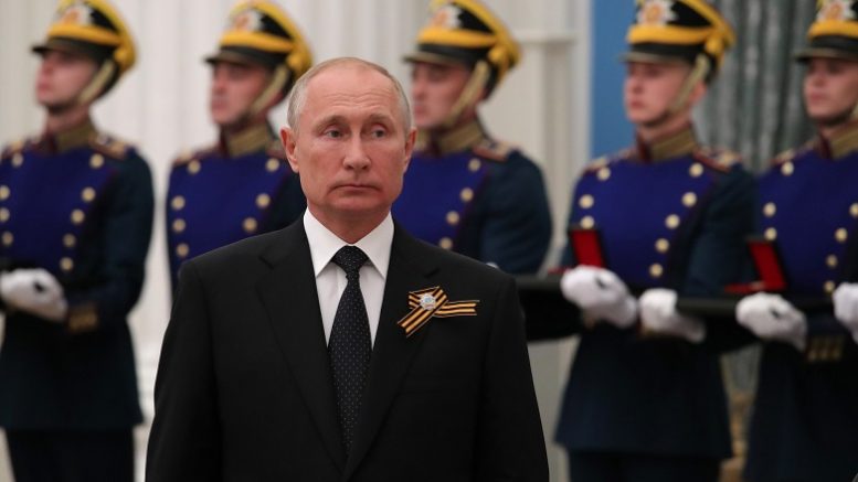 «Путинская Конституция» против войны башен. Главные сигналы президента России