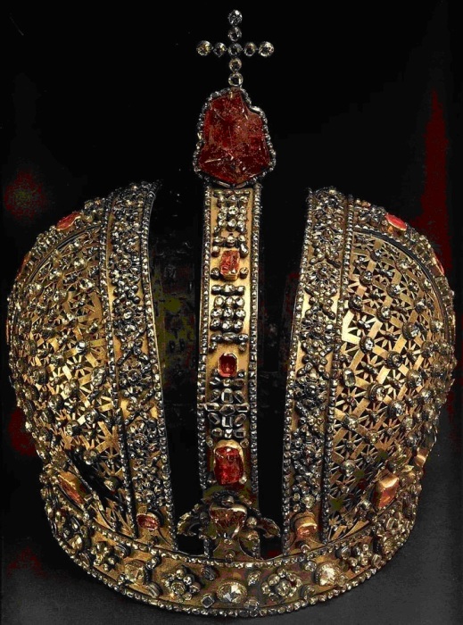 Корона императрицы Анны Иоановны. Корона императрицы Анны Иоановны.
