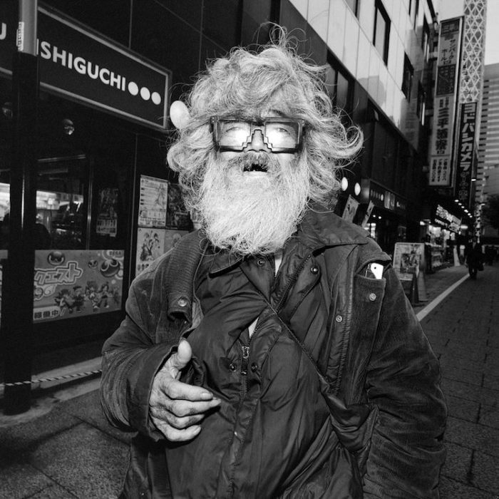 Колоритные уличные фотографии известных стрит-фотографов из разных стран
