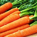 Морковь на столе