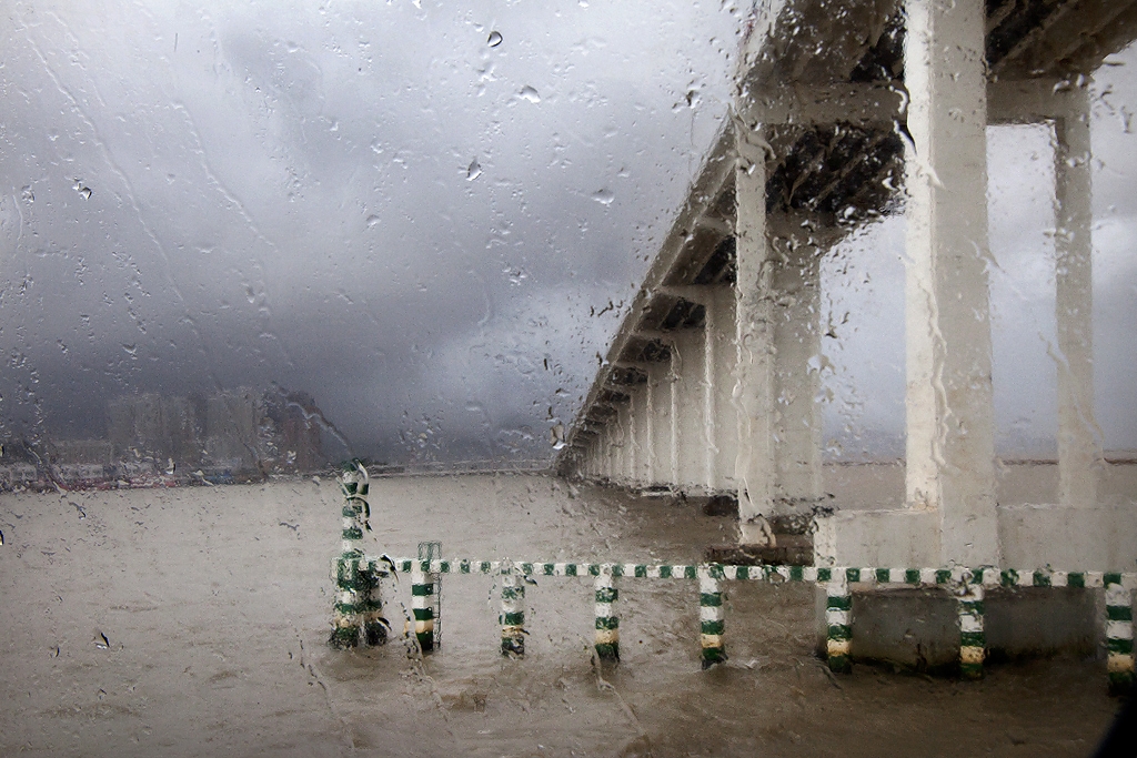 Шум дождя.Фотограф Кристофер  Жакро (Christophe Jacrot)