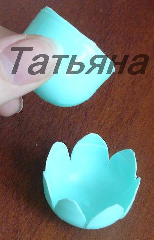 Букет цветов из киндер-сюрпризов. Поделки с детьми Букет цветов из киндер-сюрпризов. Поделки с детьми