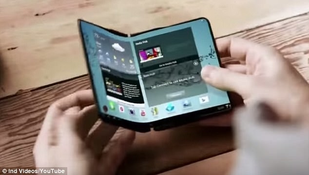 Корейцы сделали первый гибкий складной смартфон Корейцы сделали первый гибкий складной смартфон