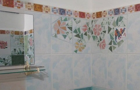 Декор из плитки стен в ванной Декор из плитки стен в ванной
