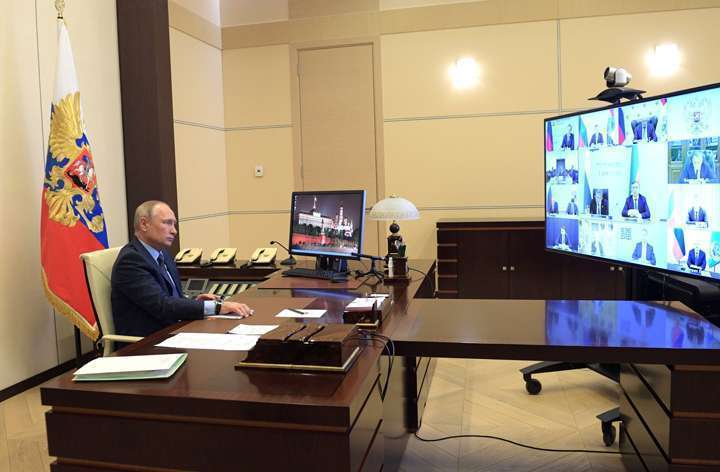 Как чиновники выполняют поручения Путина: «поддержали российский автопром» и купили 650 «Фордов»