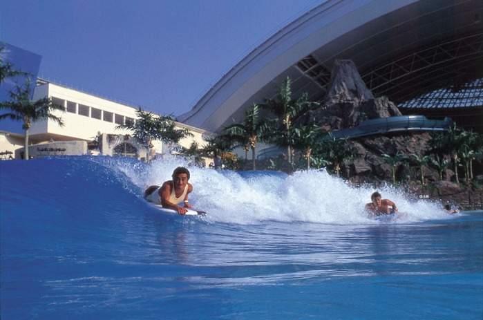 Ocean Dome в Японии: самый необычный пляж в мире. Фото