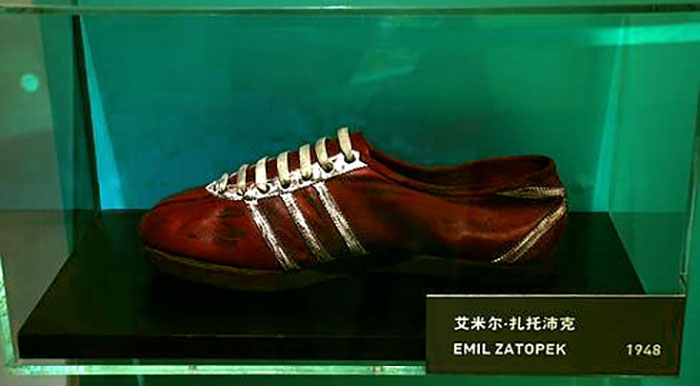 Беговые бутсы Эмиля Затопека. Adidas, 1948 год.