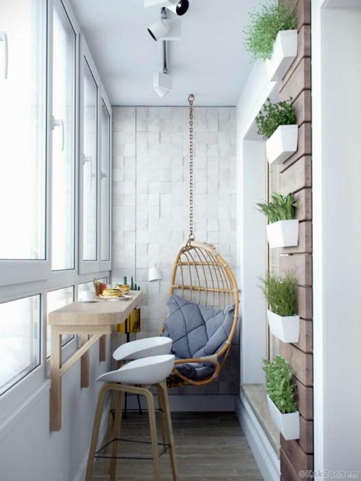 3charmingbalconyspace