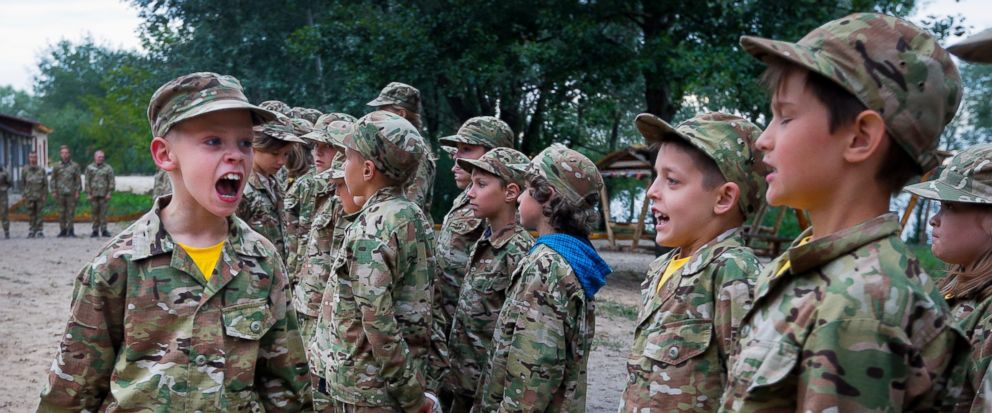 «Неонацистский летний военный лагерь для детей Украины» — на крупнейшем телеканале США вышел разоблачающий сюжет (ВИДЕО) «Неонацистский летний военный лагерь для детей Украины» — на крупнейшем телеканале США вышел разоблачающий сюжет (ВИДЕО)