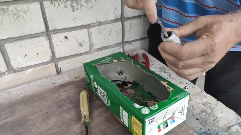 Перегоревшие лампочки — в дело! Удивительная идея с отличным результатом