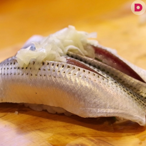 Рецепты засолки рыбы: маринованная селедка