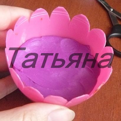 Букет цветов из киндер-сюрпризов. Поделки с детьми Букет цветов из киндер-сюрпризов. Поделки с детьми