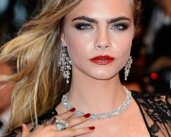 1393058326_cara-delevingne-4