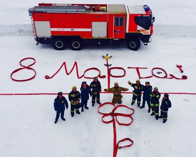 Женский день календаря. Друзья, всех с праздником! Женский день календаря. Друзья, всех с праздником!