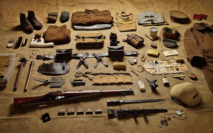 Ammunition and clothing British soldier warrior, ammunition