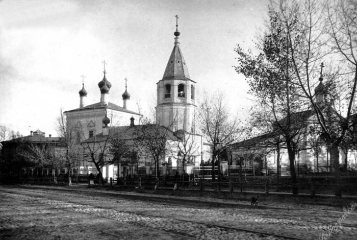 Спасо-Преображенская единоверческая церковь в 1980-ом году. Спасо-Преображенская единоверческая церковь в 1980-ом году.