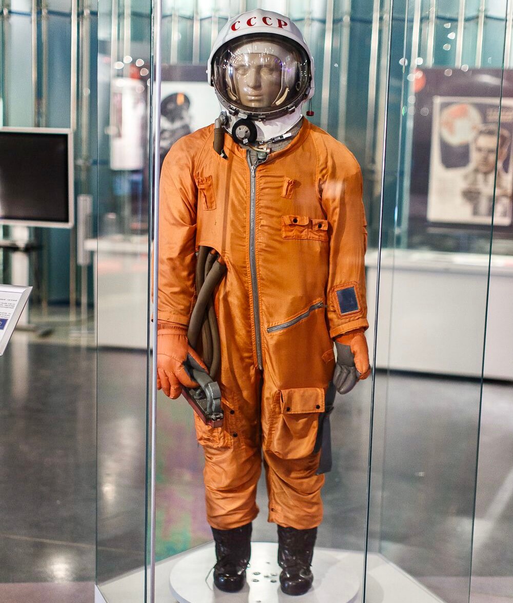 Что за скафандр был у Юрия Гагарина и от чего он его защищал?