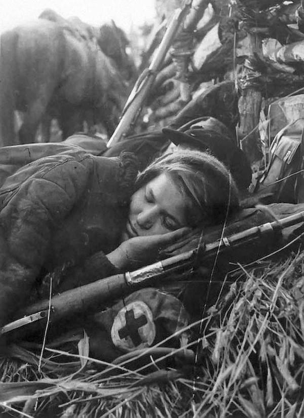 womenonwar28