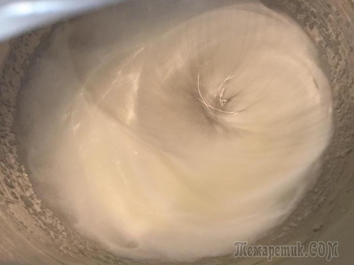 Белковый рулет (меренга) Белковый рулет (меренга)