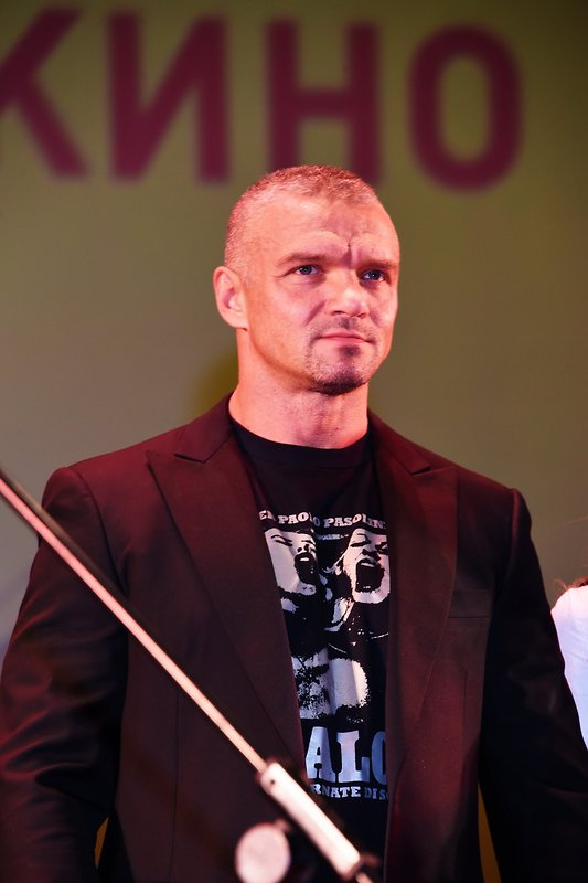 Владимир епифанцев биография семья дети фото Владимир епифанцев биография семья дети фото