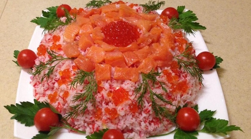 Салат «Уральские самоцветы»: еще один рецепт красивого блюда