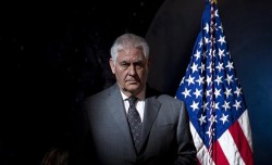 Трамп снял с поста Тиллерсона Трамп снял с поста Тиллерсона