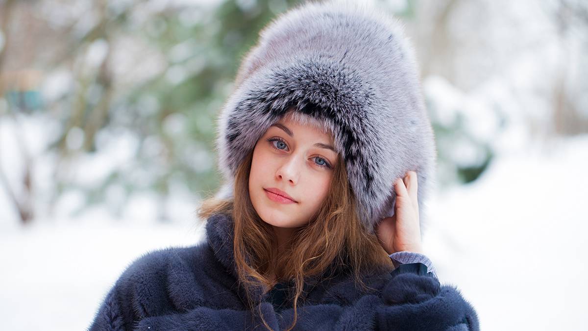 Врач объяснил, чем опасно хождение без шапки в холодную погоду