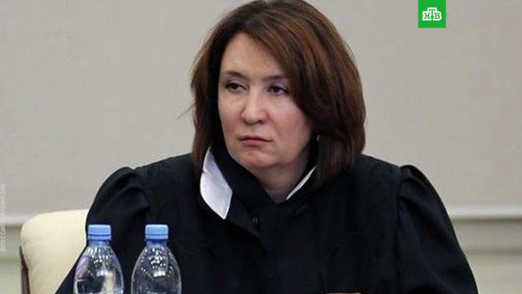 Адвокат Салмин представил доказательства по поддельному диплому судьи Хахалевой Адвокат Салмин представил доказательства по поддельному диплому судьи Хахалевой