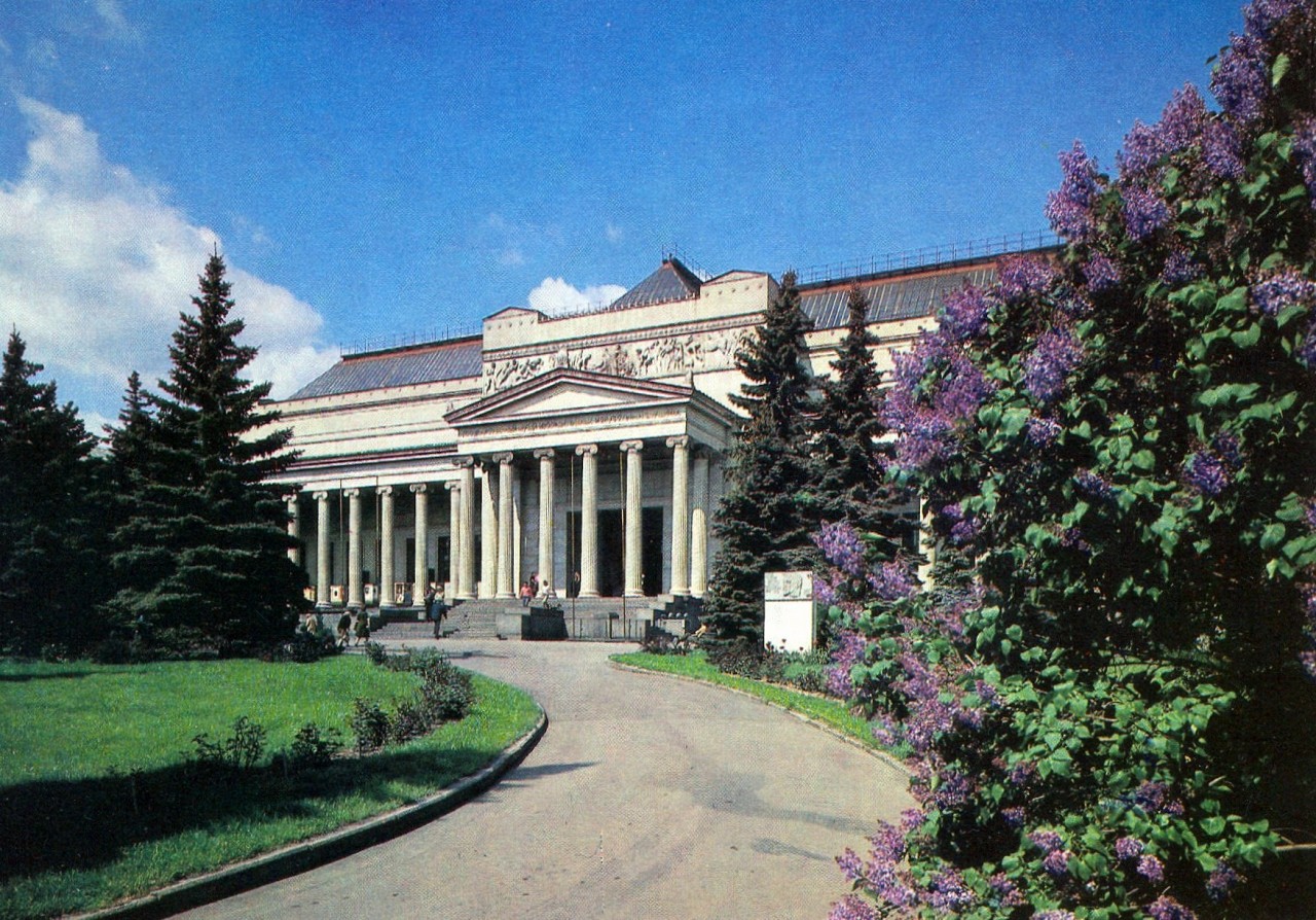 ZAVODFOTO / История городов России в фотографиях: Москва в 1985 году ZAVODFOTO / История городов России в фотографиях: Москва в 1985 году