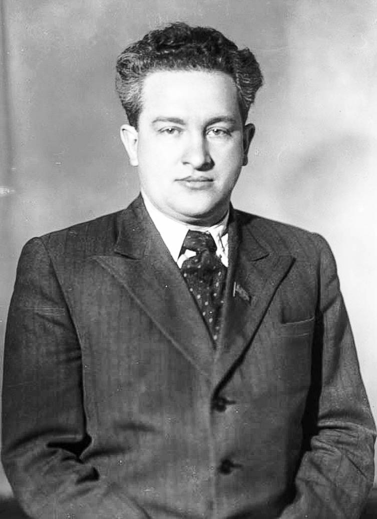 Юрий Андропов — секретарь ЦК КП (б) Карело-Финской ССР, депутат Верховного Совета СССР. Лето 1950 года