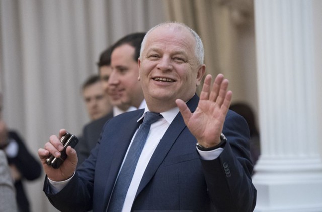 Киев: ЕС намерен вкладывать в Украину $5 млрд в год Киев: ЕС намерен вкладывать в Украину $5 млрд в год