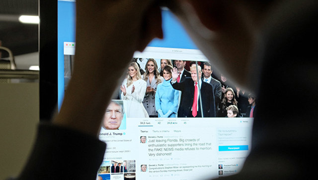 Страница президента США Дональда Трампа в Twitter Страница президента США Дональда Трампа в Twitter