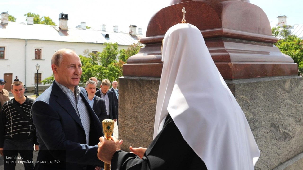 Путин поблагодарил Финляндию за сохранение реликвий Валаамского монастыря Путин поблагодарил Финляндию за сохранение реликвий Валаамского монастыря