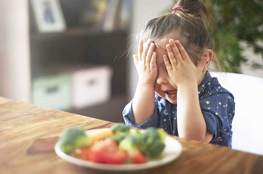 Границы детей нарушаются постоянно, а родители молчат, улыбаются и не реагируют