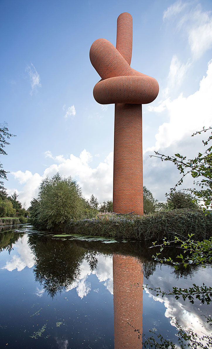 Alex-Chinneck-Onwards-_-Upwards-Knot-2-art-itsnicethat.jpg Alex-Chinneck-Onwards-_-Upwards-Knot-2-art-itsnicethat.jpg