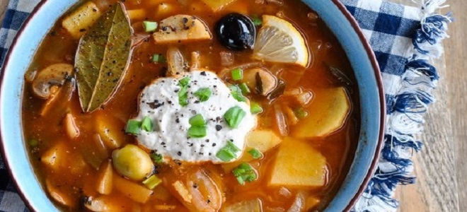 Солянка рецепт с колбасой без картофеля пошаговый рецепт с Солянка рецепт с колбасой без картофеля пошаговый рецепт с