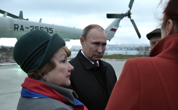 О чём Путин говорил с общественниками Севастополя?