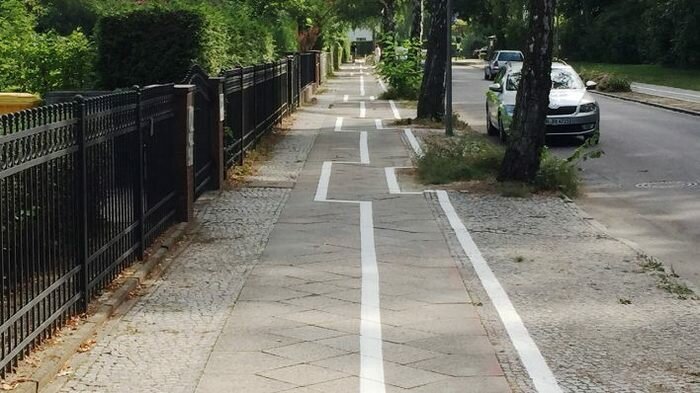 А это велосипедная дорожка в Германии А это велосипедная дорожка в Германии Их нравы, германия, европа, немцы, прикол, юмор