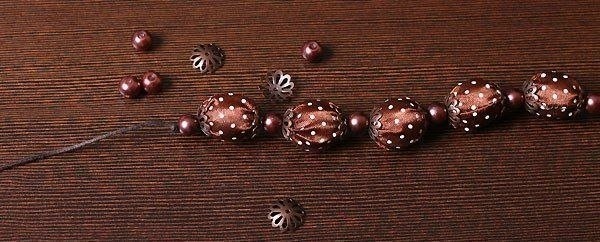 Бусы из атласных лент 5 Бусы из атласных лент