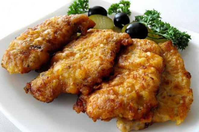 Сочные отбивные в чесночном кляре Сочные отбивные в чесночном кляре.