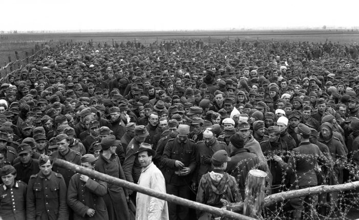 «Лагеря смерти» Эйзенхауэра./Фото: img11.nnm2.com «Лагеря смерти» Эйзенхауэра./Фото: img11.nnm2.com