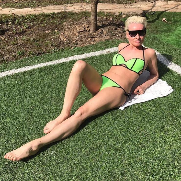 Жанна Эппле в купальнике Жанна Эппле в купальнике