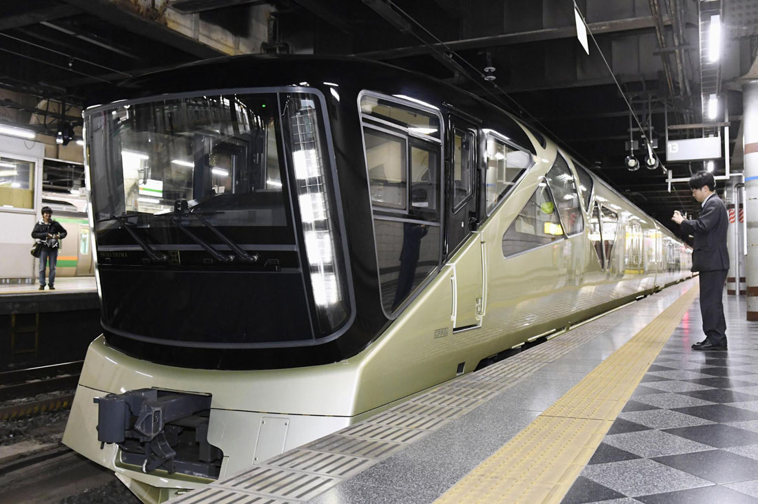 Люкс-поезд Shiki-Shima (Япония). Красив, но то что внутри вагонов — вам и не снилось!