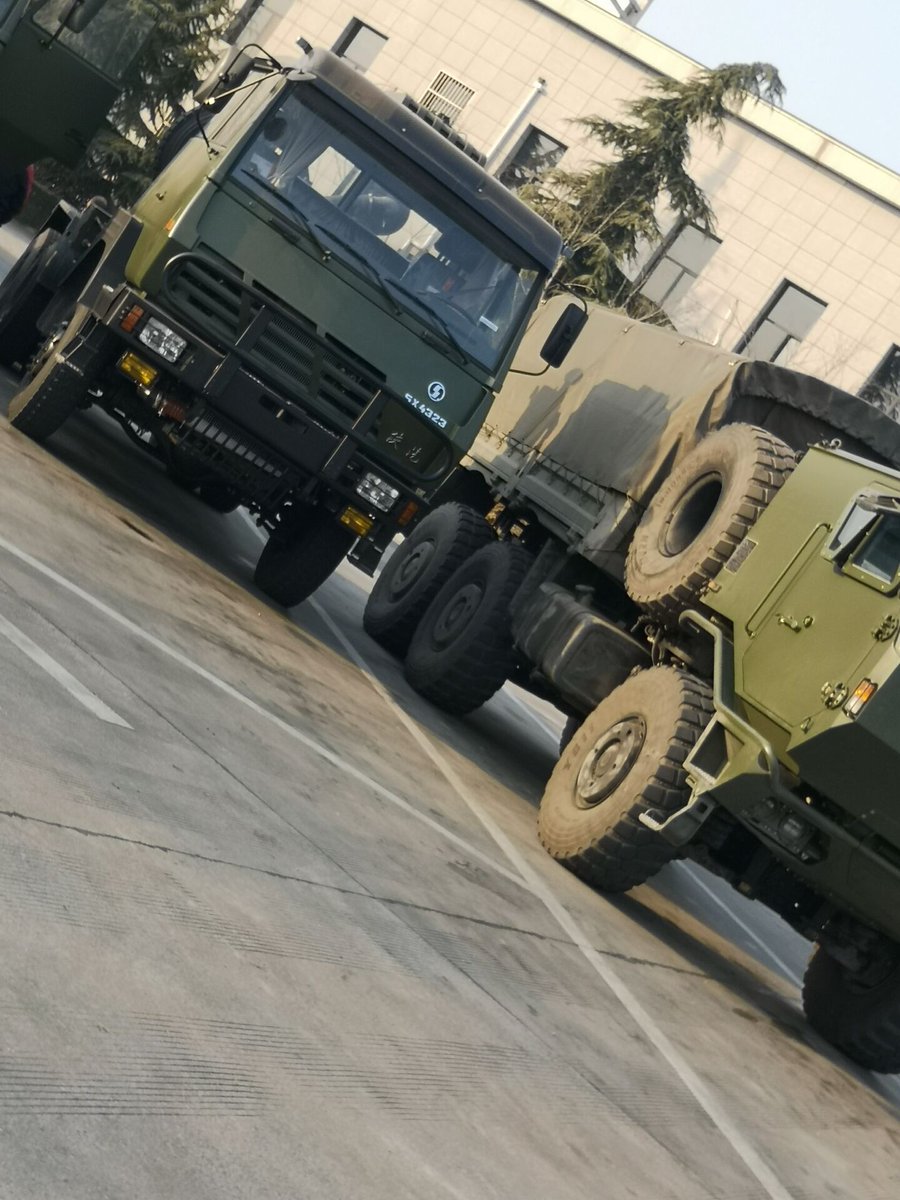 Новые тактические армейские грузовые автомобили Shaanxi начали поступать на вооружение НОАК